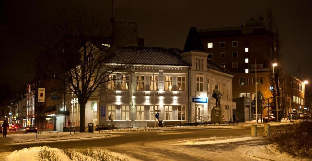 Olav Digre 1016 Hotel Sarpsborg Exterior photo